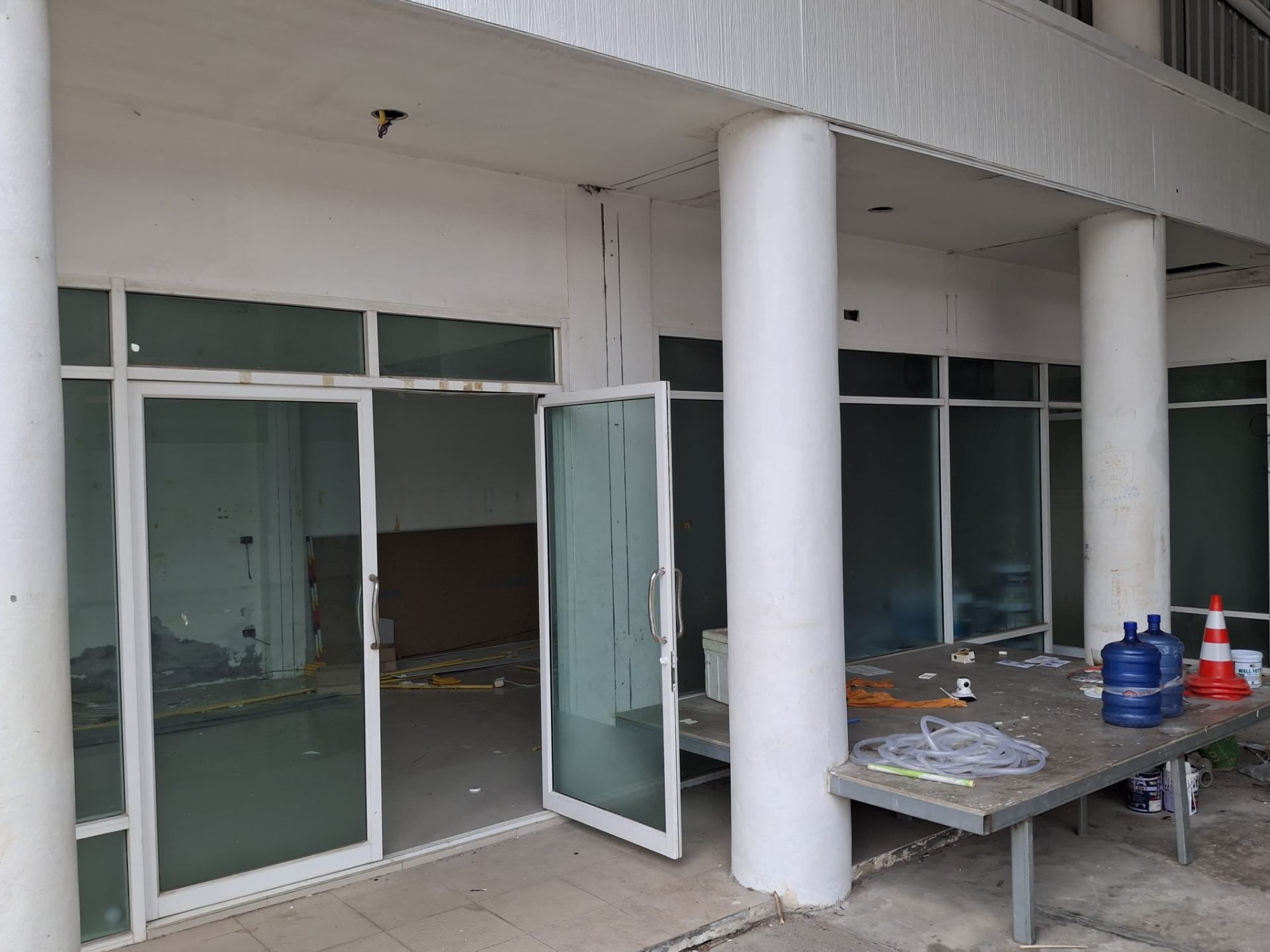 3rd floor doorway — Premium Private Office entry